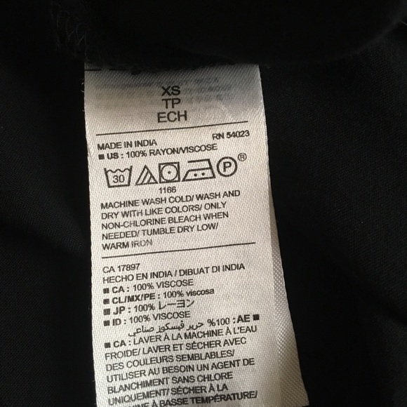 Old Navy 🛍️ Black Blouse Sz XS - Picture 8 of 8